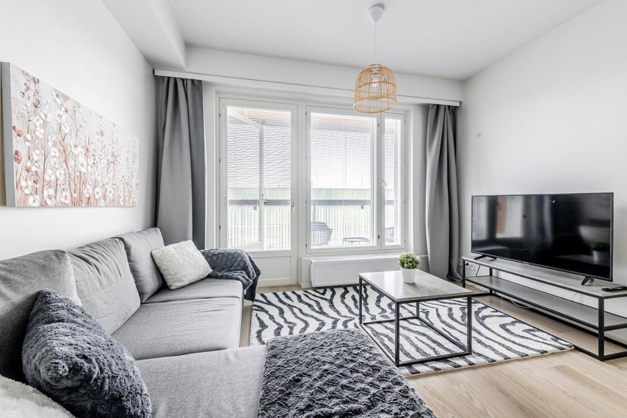 Sleepwell Apartments Niittykumpu 12 - Metro, 15 Min From Helsinki City Espoo Exterior photo