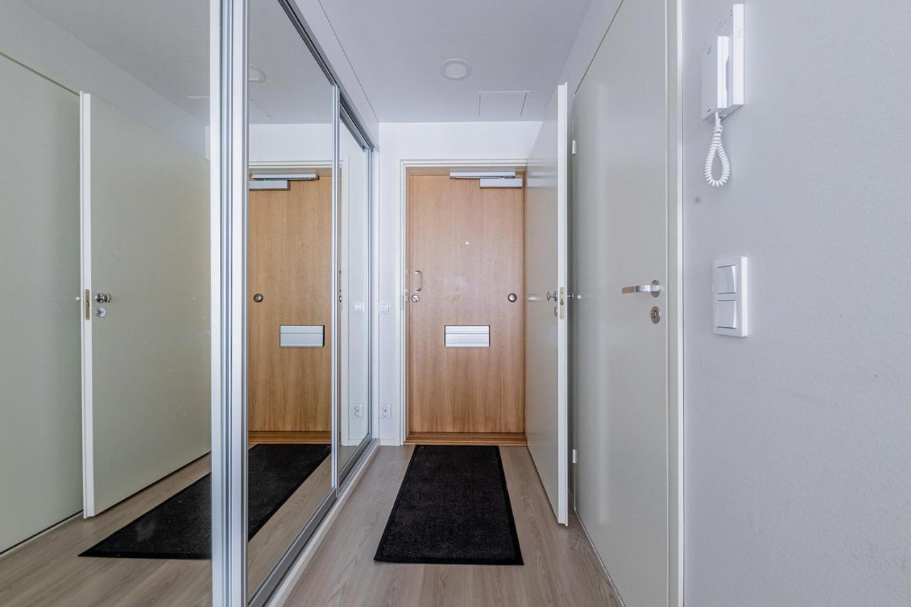 Sleepwell Apartments Niittykumpu 12 - Metro, 15 Min From Helsinki City Espoo Exterior photo