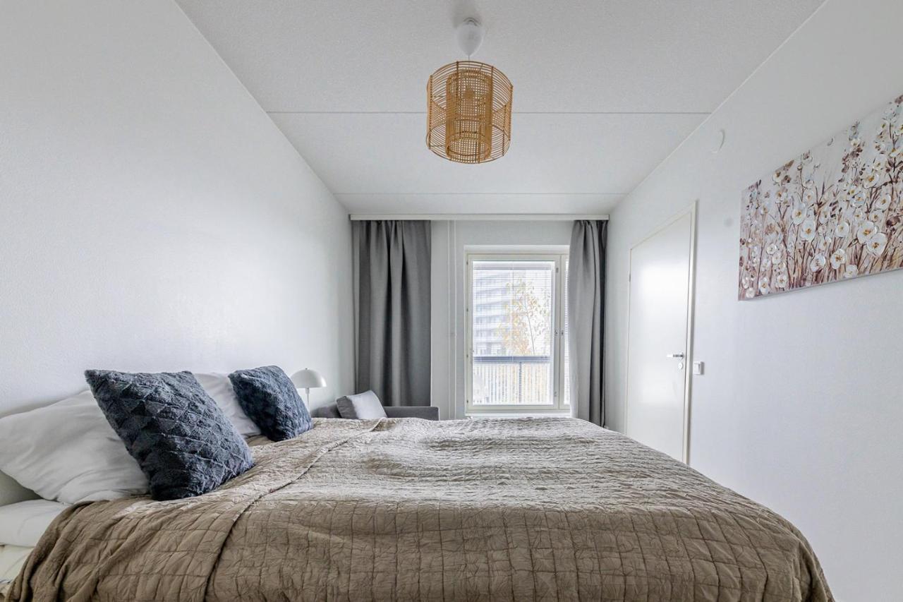 Sleepwell Apartments Niittykumpu 12 - Metro, 15 Min From Helsinki City Espoo Exterior photo